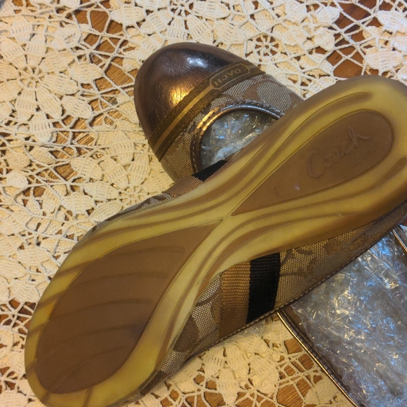 - Coach ballerina shoes - Picture 3 of 7